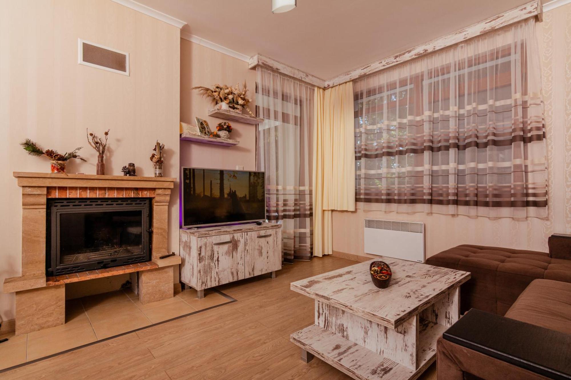 Lake View Apartment Pamporovo Exterior photo